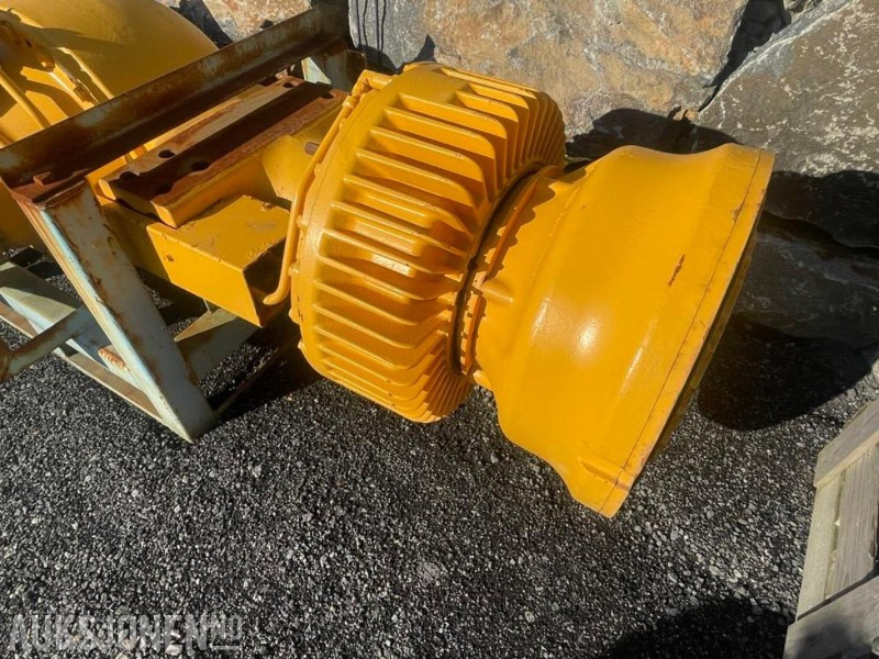 Komplett aksling til L350H hjullaster. - Equipamento de Máquina de construção: foto 2 Komplett aksling til L350H hjullaster. - Equipamento de Máquina de construção: foto 2