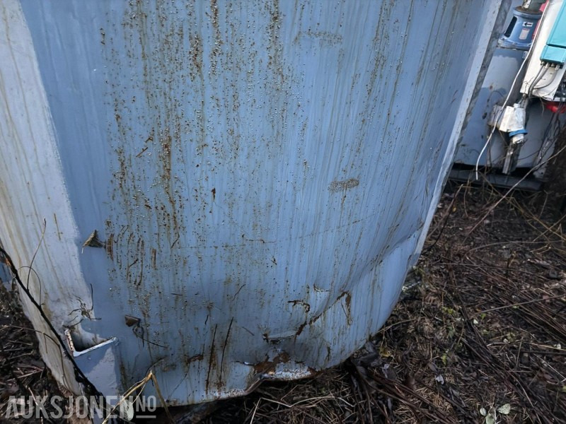 Tank med volum 4,5m3 - Equipamento de Máquina de construção: foto 5 Tank med volum 4,5m3 - Equipamento de Máquina de construção: foto 5