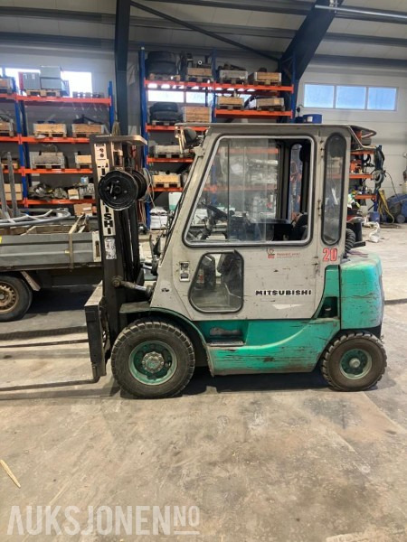 1994 Mitsubishi FD- 20/Cap, gaffeltruck - Equipamento de movimentação: foto 2 1994 Mitsubishi FD- 20/Cap, gaffeltruck - Equipamento de movimentação: foto 2
