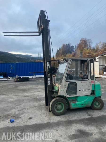 1994 Mitsubishi FD- 20/Cap, gaffeltruck - Equipamento de movimentação: foto 1 1994 Mitsubishi FD- 20/Cap, gaffeltruck - Equipamento de movimentação: foto 1