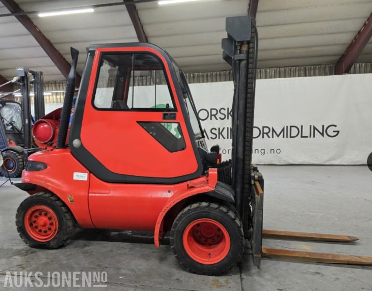 2005 Linde H40T KUN 1074 Timer - Equipamento de movimentação: foto 3 2005 Linde H40T KUN 1074 Timer - Equipamento de movimentação: foto 3