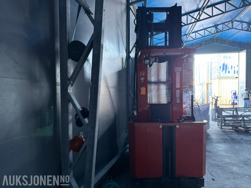 BT 1000 HSE ordreplukktruck (2007-modell) - Equipamento de movimentação: foto 4 BT 1000 HSE ordreplukktruck (2007-modell) - Equipamento de movimentação: foto 4