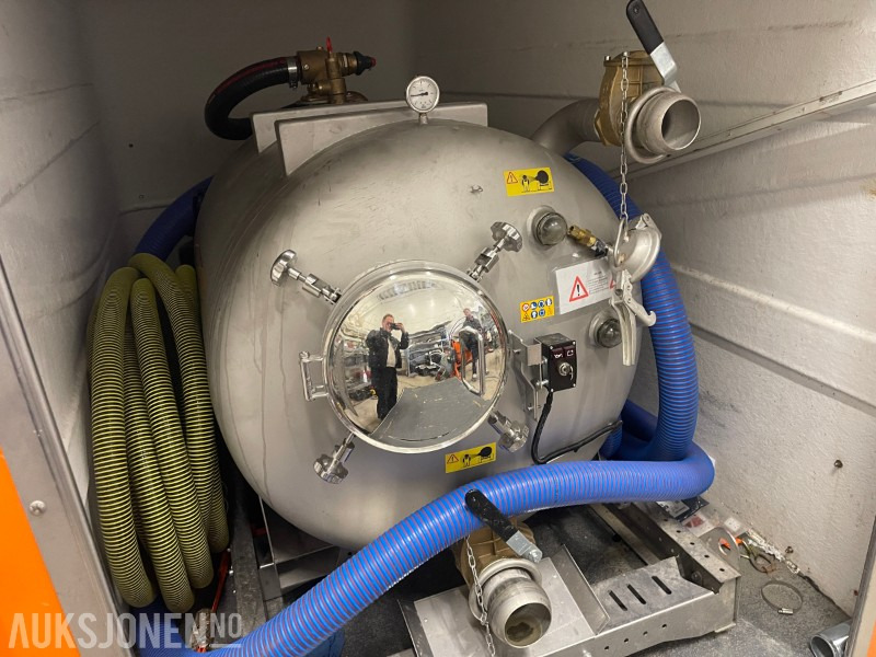 2023 Slamsuger med tilhenger til salgs! - Equipamento industrial: foto 1 2023 Slamsuger med tilhenger til salgs! - Equipamento industrial: foto 1