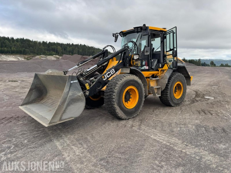 JCB 419S NORDIC EDITION 2024 – KUN 61 T – SENTRALSMØRING, 3./4. FUNKSJON, KOMFORTPAKKE, GODT UTSTYRT - Carregadeira de rodas: foto 1 JCB 419S NORDIC EDITION 2024 – KUN 61 T – SENTRALSMØRING, 3./4. FUNKSJON, KOMFORTPAKKE, GODT UTSTYRT - Carregadeira de rodas: foto 1
