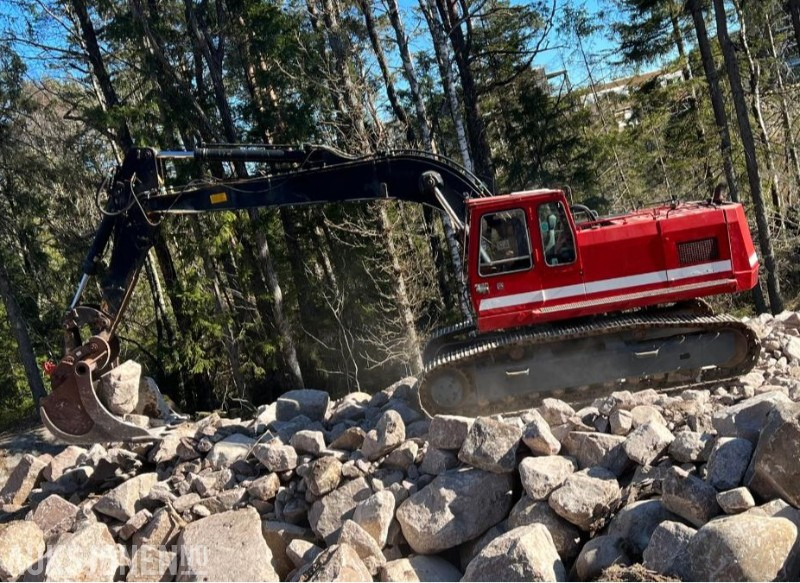 Liebherr 942 HD 10.000t Gravemaskin med SMP HD1800 graveskuffe - Escavadeira: foto 2 Liebherr 942 HD 10.000t Gravemaskin med SMP HD1800 graveskuffe - Escavadeira: foto 2