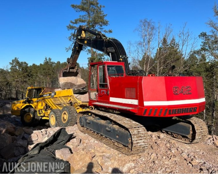 Liebherr 942 HD 10.000t Gravemaskin med SMP HD1800 graveskuffe - Escavadeira: foto 1 Liebherr 942 HD 10.000t Gravemaskin med SMP HD1800 graveskuffe - Escavadeira: foto 1