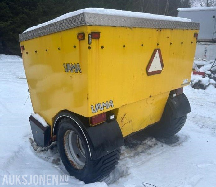 2010 Strøvogn / Sandstrøer - Vama TH 2500 - Máquina agrícola: foto 3 2010 Strøvogn / Sandstrøer - Vama TH 2500 - Máquina agrícola: foto 3