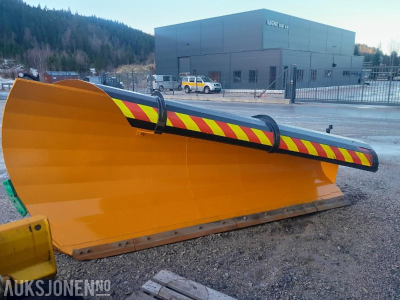 2016 Steinsland D-PL 3600 PLOG - Máquina agrícola: foto 1 2016 Steinsland D-PL 3600 PLOG - Máquina agrícola: foto 1