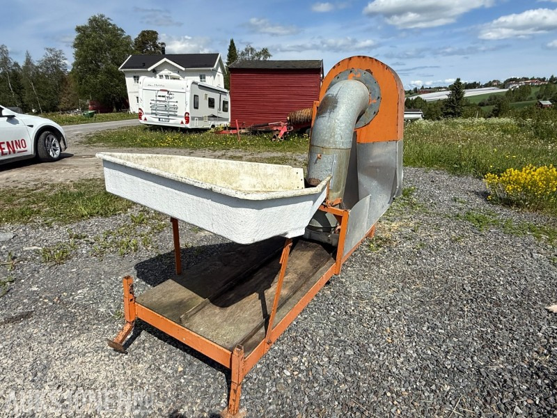 Bærrensker til traktor - brukt til solbær - Máquina agrícola: foto 2 Bærrensker til traktor - brukt til solbær - Máquina agrícola: foto 2