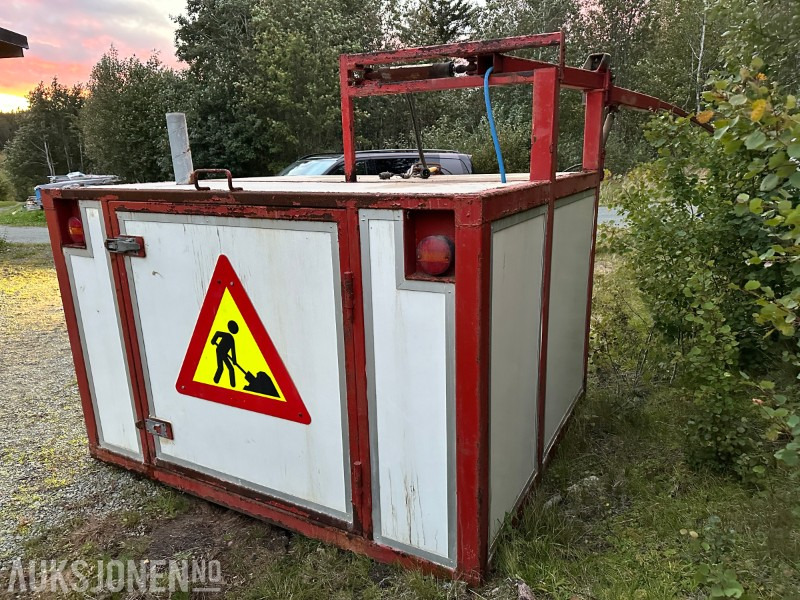 Kent Skiltvasker til traktor - Máquina agrícola: foto 4 Kent Skiltvasker til traktor - Máquina agrícola: foto 4