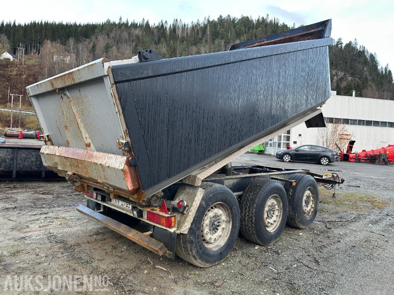 2005 Maur Bilpåbygg tippkjerre / trippelkjerre - Reboque: foto 3 2005 Maur Bilpåbygg tippkjerre / trippelkjerre - Reboque: foto 3