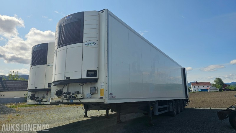 2018 Schmitz Cargobull frysesemi med BAR cargolift - Reboque: foto 1 2018 Schmitz Cargobull frysesemi med BAR cargolift - Reboque: foto 1