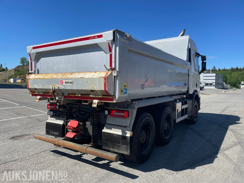 Scania R560 Super 6x4 Tippbil Istrail dumperkasse Mahlers brøyterigget - Caminhão basculante: foto 4 Scania R560 Super 6x4 Tippbil Istrail dumperkasse Mahlers brøyterigget - Caminhão basculante: foto 4