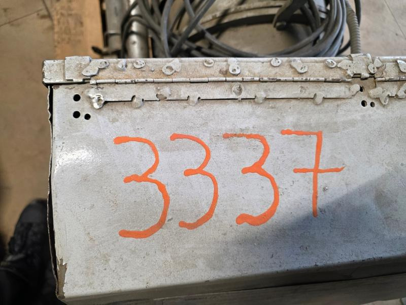 Equipamento de construção Thermox TB110 90kW Varmluftsaggregat + Weelu T-100 deleaggregat: foto 42