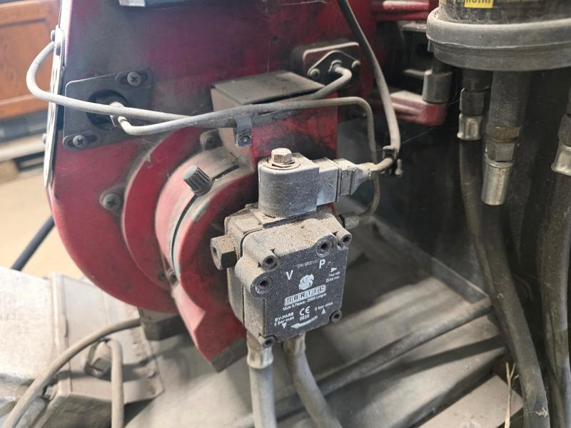 Equipamento de construção Thermox TB110 90kW Varmluftsaggregat + Weelu T-100 deleaggregat: foto 13