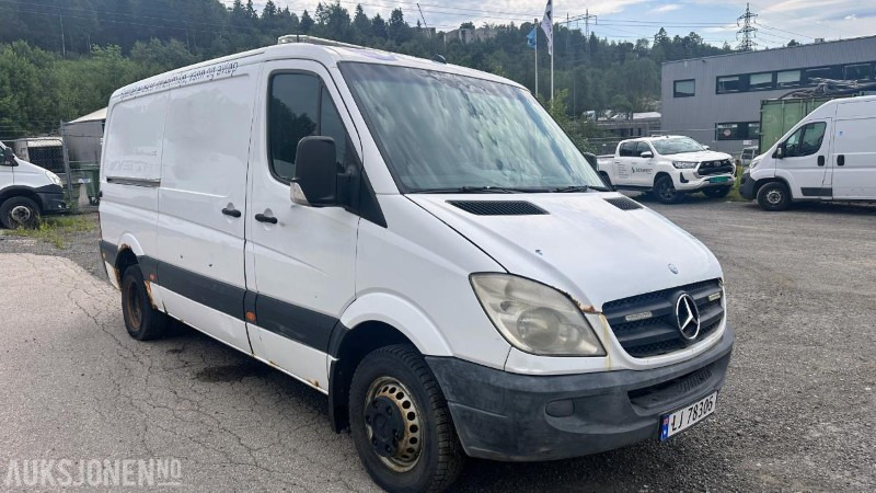 2007 Mercedes-Benz Sprinter 518 CDI | Spylebil | 184 hk | Komplett rigg med tank og slangetromler - Veículo municipal/ Especial: foto 3 2007 Mercedes-Benz Sprinter 518 CDI | Spylebil | 184 hk | Komplett rigg med tank og slangetromler - Veículo municipal/ Especial: foto 3