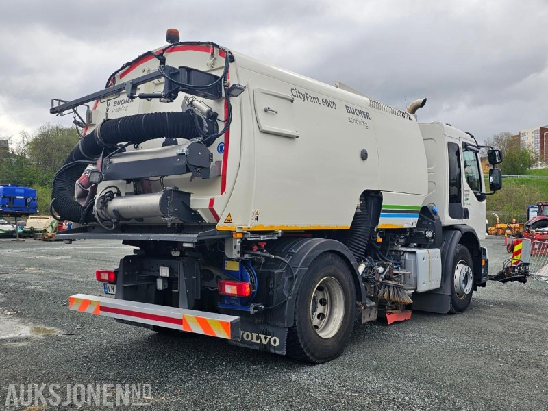2014 Volvo FE Feiebil med Bucher Schörling CityFant 6000 påbygg/Komplett feiesystem - Veículo municipal/ Especial: foto 4 2014 Volvo FE Feiebil med Bucher Schörling CityFant 6000 påbygg/Komplett feiesystem - Veículo municipal/ Especial: foto 4