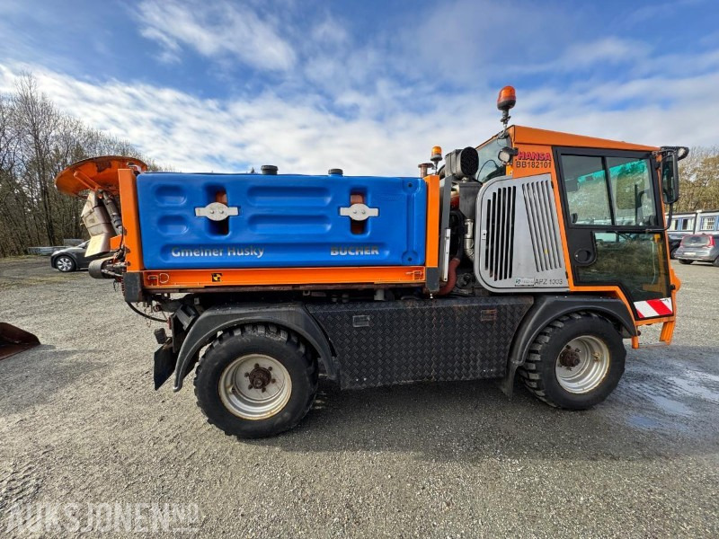 2018 Hansa APZ1003L Redskapsbærer med Bucher Husky 1500 W FS strøer - Veículo municipal/ Especial: foto 5 2018 Hansa APZ1003L Redskapsbærer med Bucher Husky 1500 W FS strøer - Veículo municipal/ Especial: foto 5