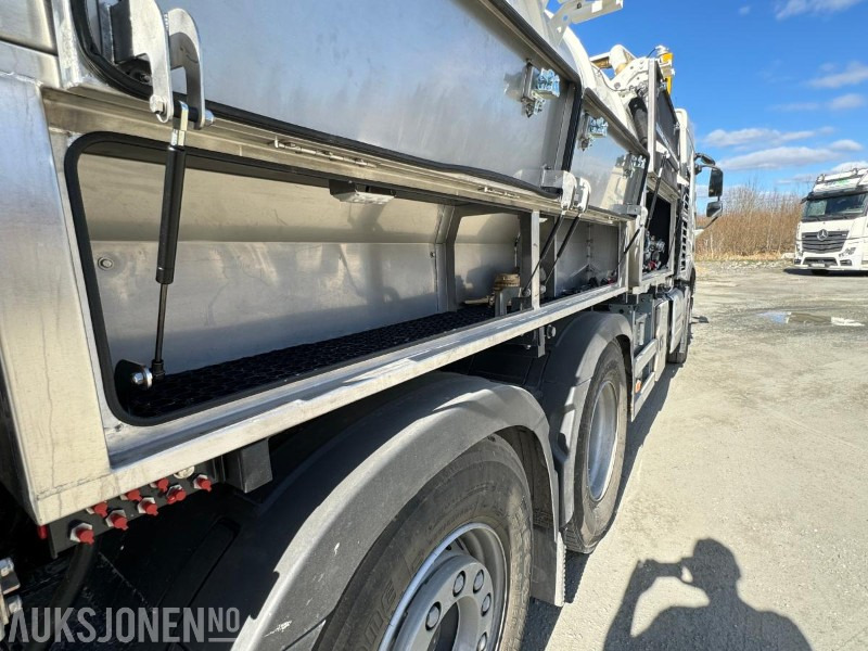 Veículo municipal/ Especial 2024  VOLVO FMX500 - KOMPLETT VAKUUM/SPYLEBIL – NESTEN NY - 1154 KM: foto 20