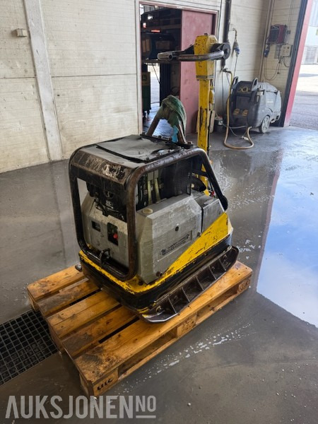 Wacker Supra Vibroplate - Rolo: foto 3 Wacker Supra Vibroplate - Rolo: foto 3