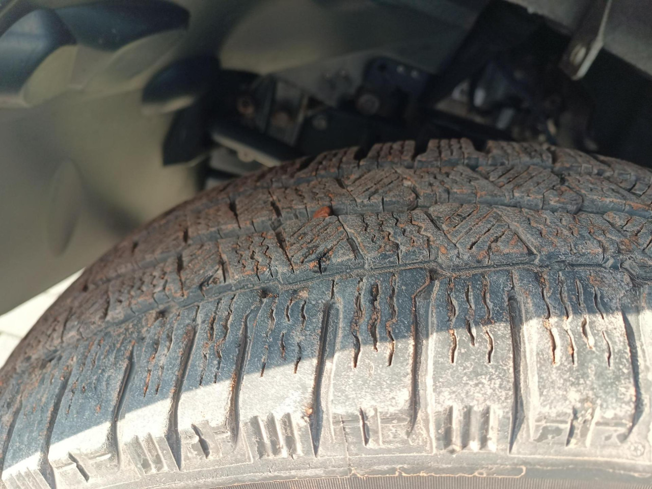 IVECO Daily 70C18A8/P - Carrinha de contentor: foto 4 IVECO Daily 70C18A8/P - Carrinha de contentor: foto 4