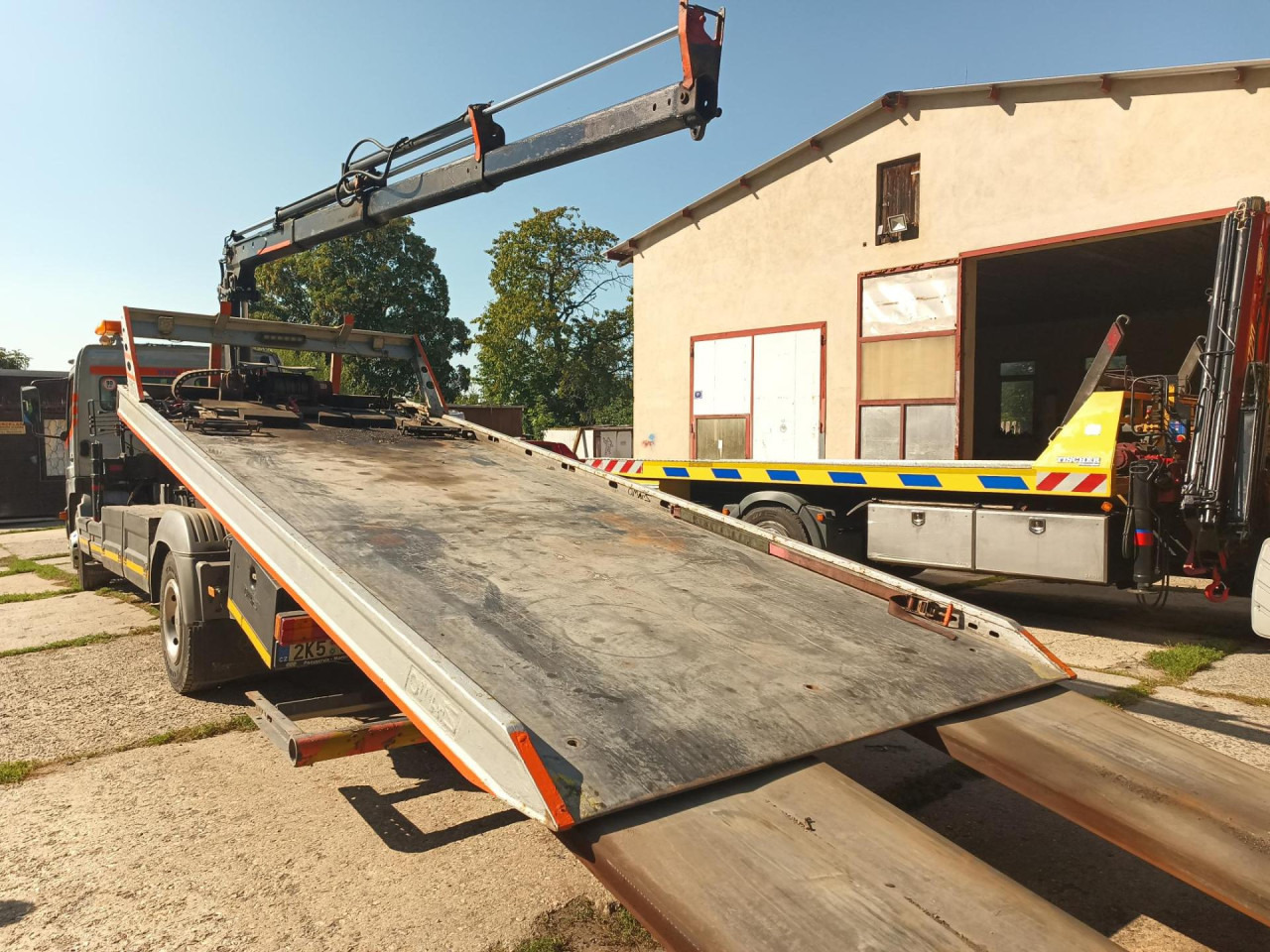 MERCEDES-BENZ Atego 1323 L - Caminhão furgão: foto 2 MERCEDES-BENZ Atego 1323 L - Caminhão furgão: foto 2