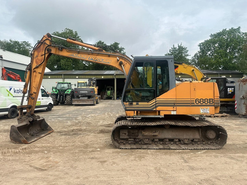 Case 688 B 16 ton - Escavadora de rastos: foto 3 Case 688 B 16 ton - Escavadora de rastos: foto 3