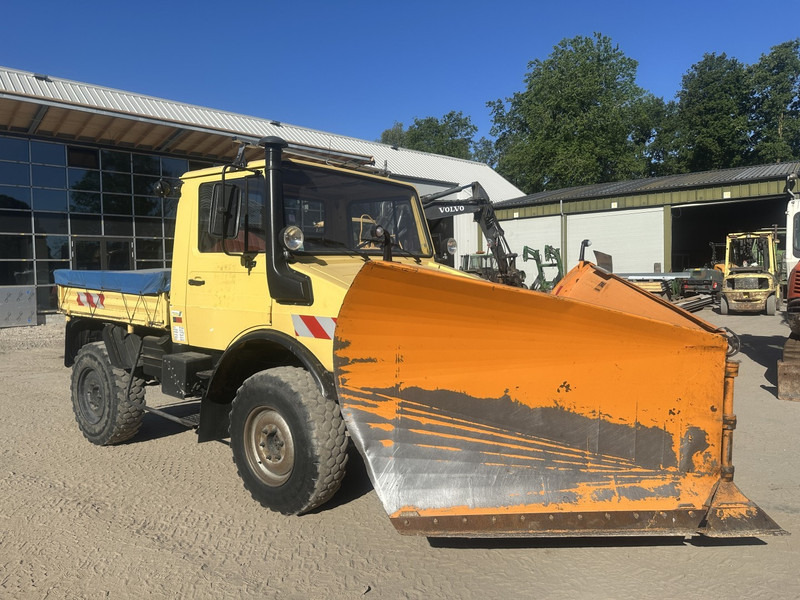 Mercedes-Benz Unimog U 1000 32.883km // ORIGINAL MILEAGE - Trator: foto 2 Mercedes-Benz Unimog U 1000 32.883km // ORIGINAL MILEAGE - Trator: foto 2