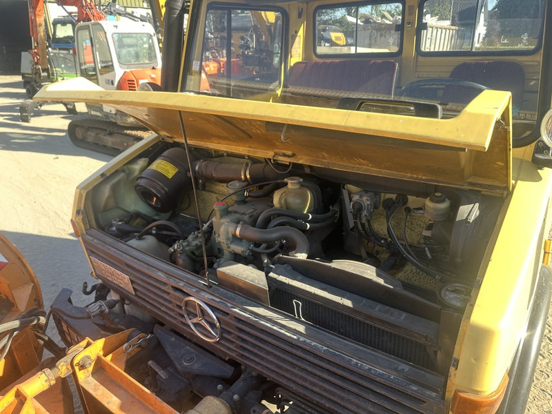 Trator Mercedes-Benz Unimog U 1000 32.883km // ORIGINAL MILEAGE: foto 14