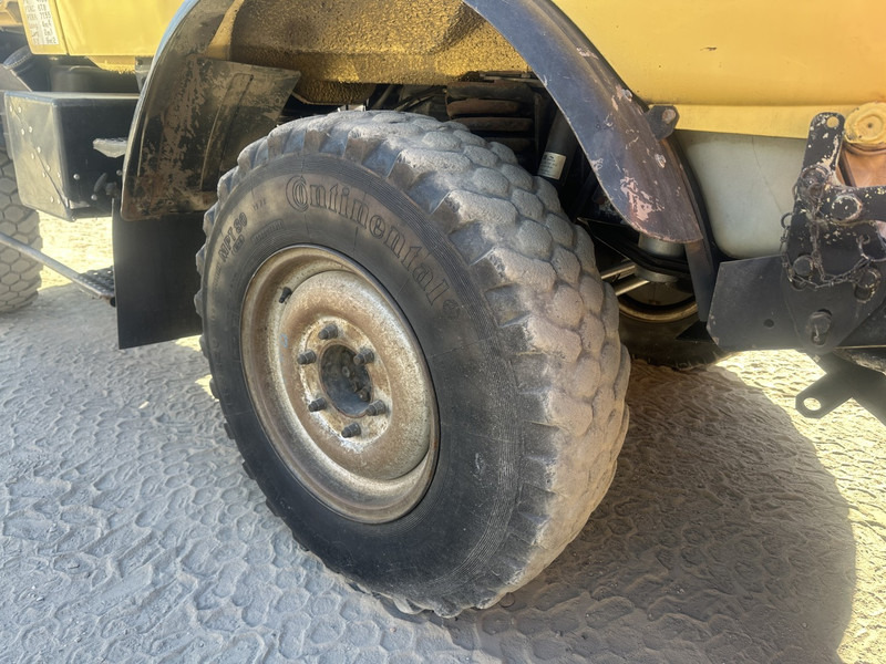 Trator Mercedes-Benz Unimog U 1000 32.883km // ORIGINAL MILEAGE: foto 10