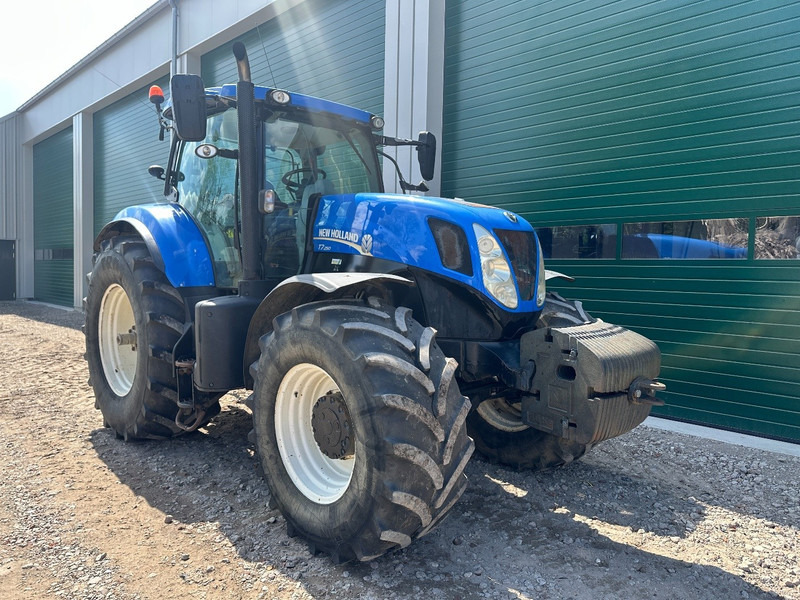New Holland T7.250 Power Command - Trator: foto 2 New Holland T7.250 Power Command - Trator: foto 2