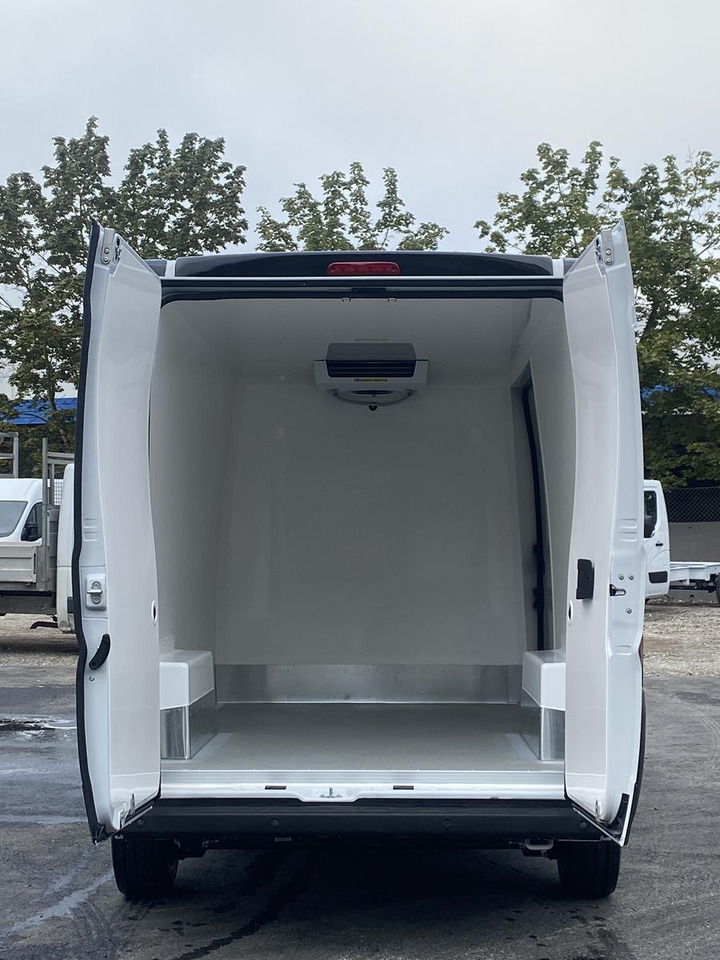 CITROEN ALTE VERSION JUMPER L2H2 140PS CONFORT 35+ / TIEFKÜHLFAHRZEUG -20C KONVEKTA ODER THERMOKING - Carrinha frigorífica: foto 5 CITROEN ALTE VERSION JUMPER L2H2 140PS CONFORT 35+ / TIEFKÜHLFAHRZEUG -20C KONVEKTA ODER THERMOKING - Carrinha frigorífica: foto 5