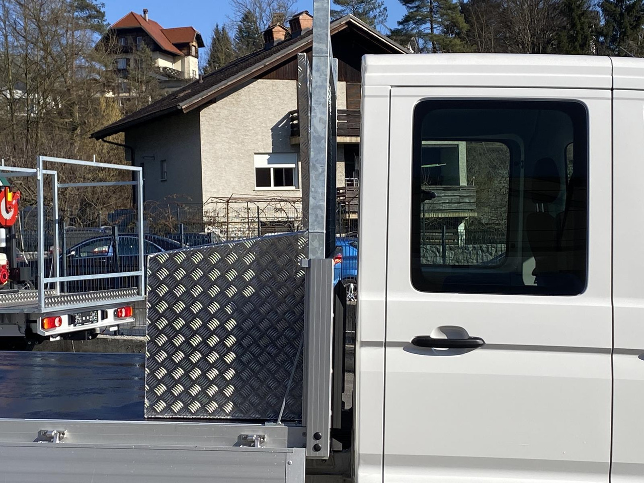 MAN TGE 3.180 DOKA 1+6 3640MM | OFFENE PRITSCHE + ALU KOFFER AUF DER PRITSCHE - Furgão caixa aberta: foto 5 MAN TGE 3.180 DOKA 1+6 3640MM | OFFENE PRITSCHE + ALU KOFFER AUF DER PRITSCHE - Furgão caixa aberta: foto 5