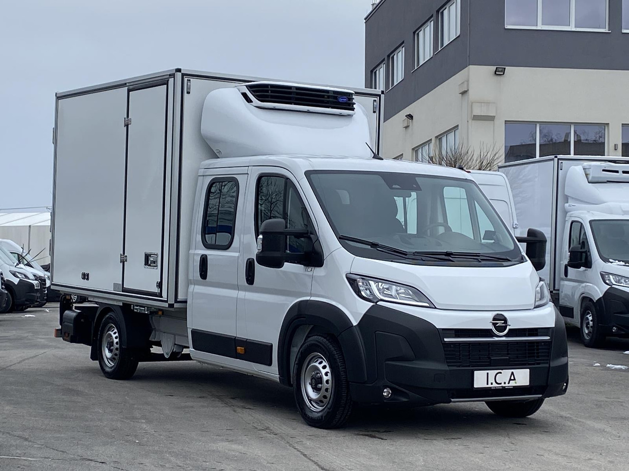OPEL MOVANO 1+6 DOKA 140PS | KÜHLKOFFER + LADERAMPE - Carrinha frigorífica: foto 2 OPEL MOVANO 1+6 DOKA 140PS | KÜHLKOFFER + LADERAMPE - Carrinha frigorífica: foto 2