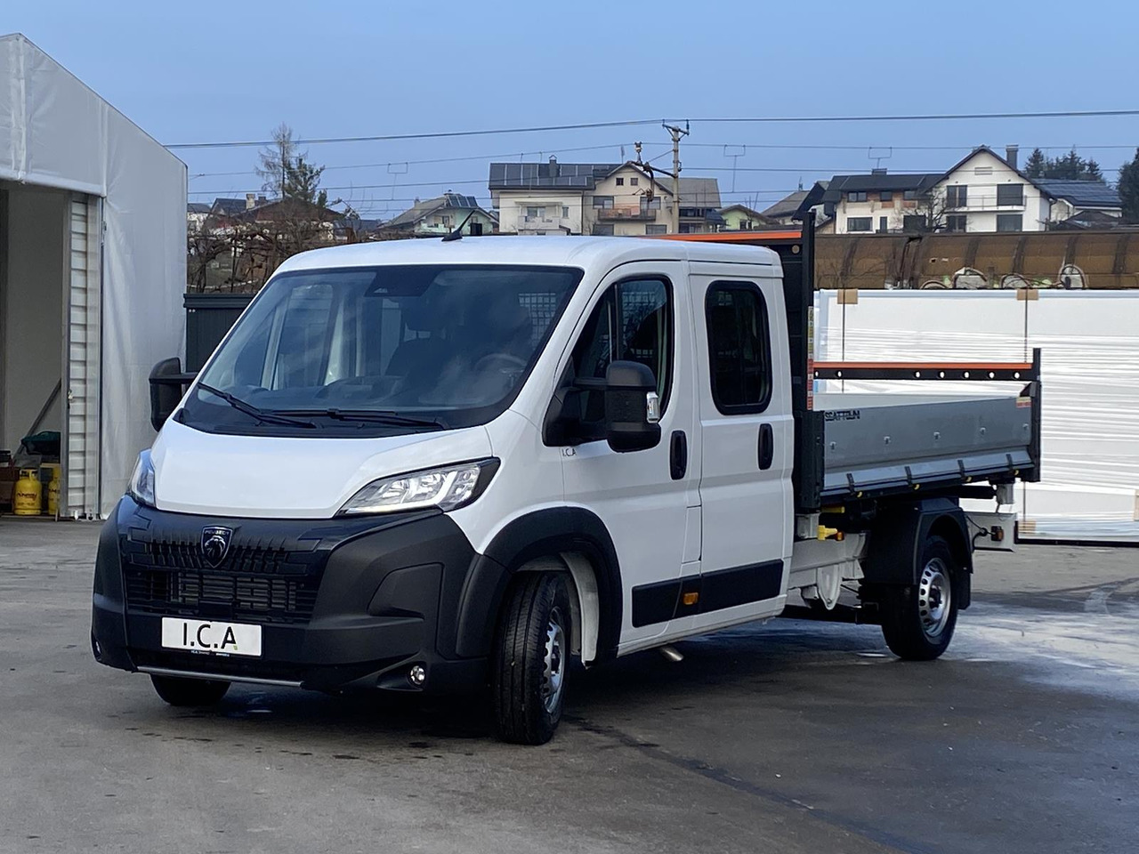 PEUGEOT BOXER L4 DOKA 180 PS | SCATTOLINI DREISEITENKIPPER 3150MM - Furgão basculante, Carrinha cabine dupla: foto 2 PEUGEOT BOXER L4 DOKA 180 PS | SCATTOLINI DREISEITENKIPPER 3150MM - Furgão basculante, Carrinha cabine dupla: foto 2