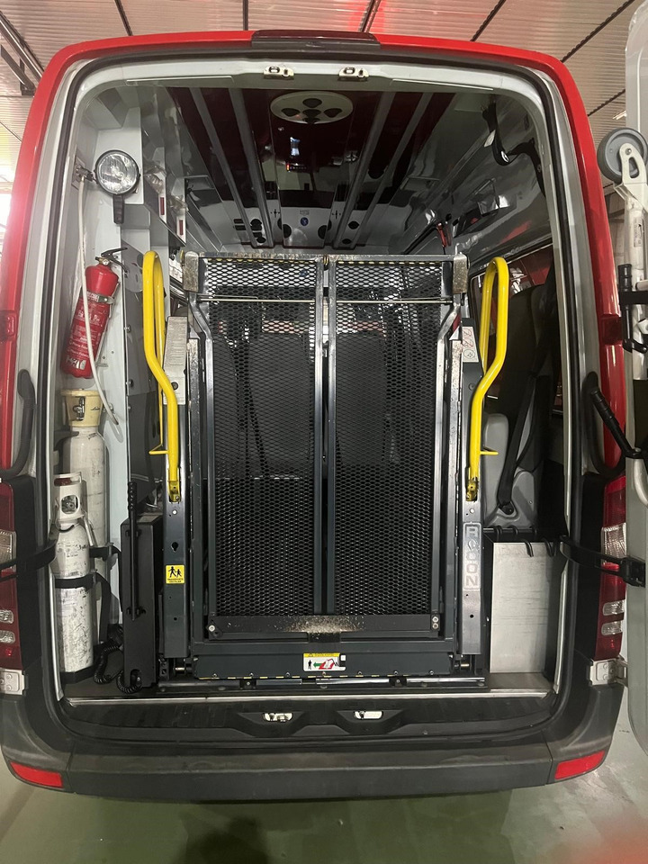 MERCEDES BENZ AMBULANCE FOR REDUCED MOBILITY PERSONS Sprinter 313 CDI(15 units) - Ambulância: foto 3 MERCEDES BENZ AMBULANCE FOR REDUCED MOBILITY PERSONS Sprinter 313 CDI(15 units) - Ambulância: foto 3