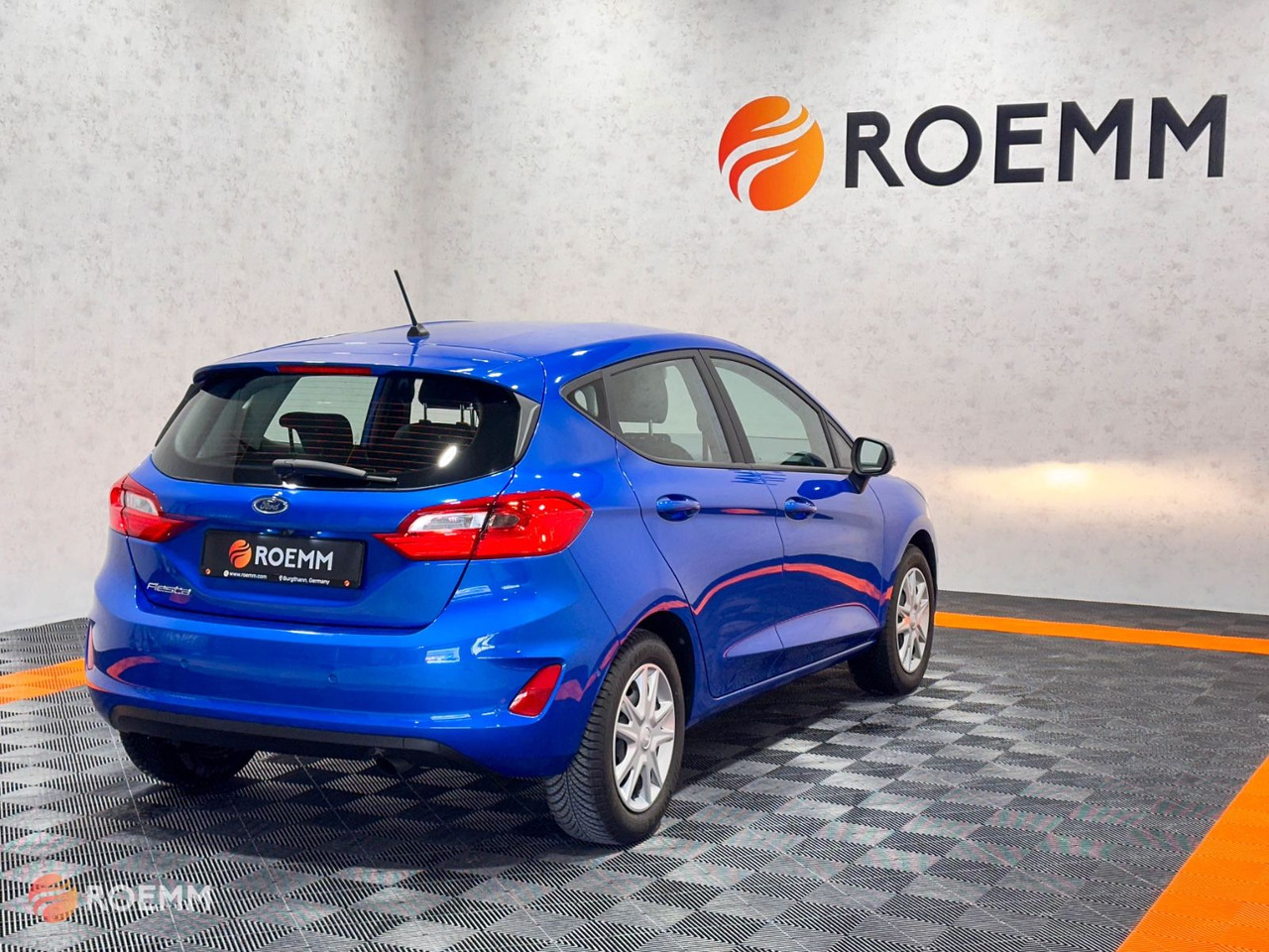 Ford Fiesta Cool & Connect*1.Hand*GARANTIE*Klima*DAB* - Sedã: foto 5 Ford Fiesta Cool & Connect*1.Hand*GARANTIE*Klima*DAB* - Sedã: foto 5