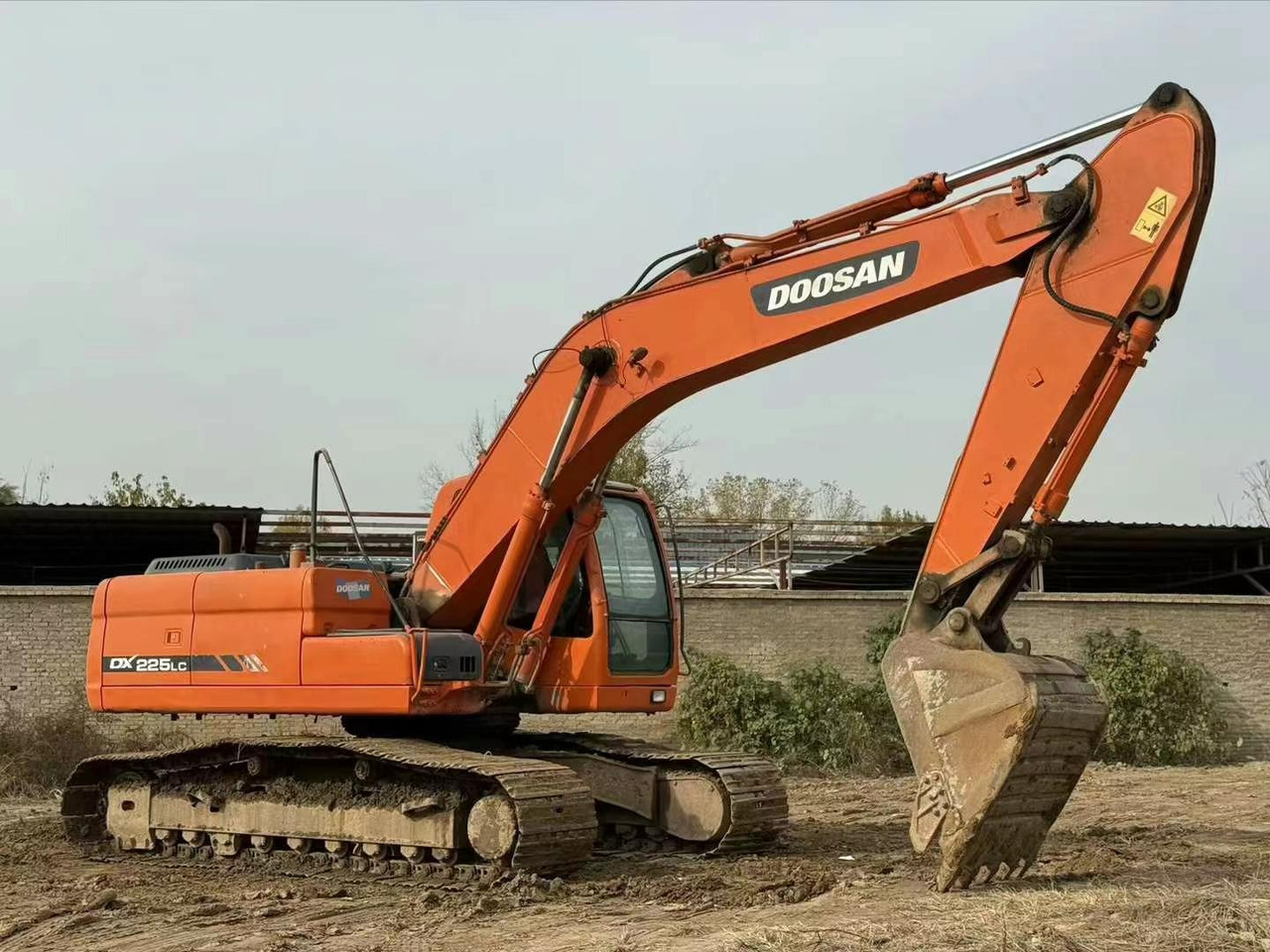 Locação de Doosan Used Excavator 225 DX225 DX300 DH150W DX300 DX420 DX520 Second hand Crawler Excavators in Excellent Work Condition Doosan Used Excavator 225 DX225 DX300 DH150W DX300 DX420 DX520 Second hand Crawler Excavators in Excellent Work Condition: foto 7