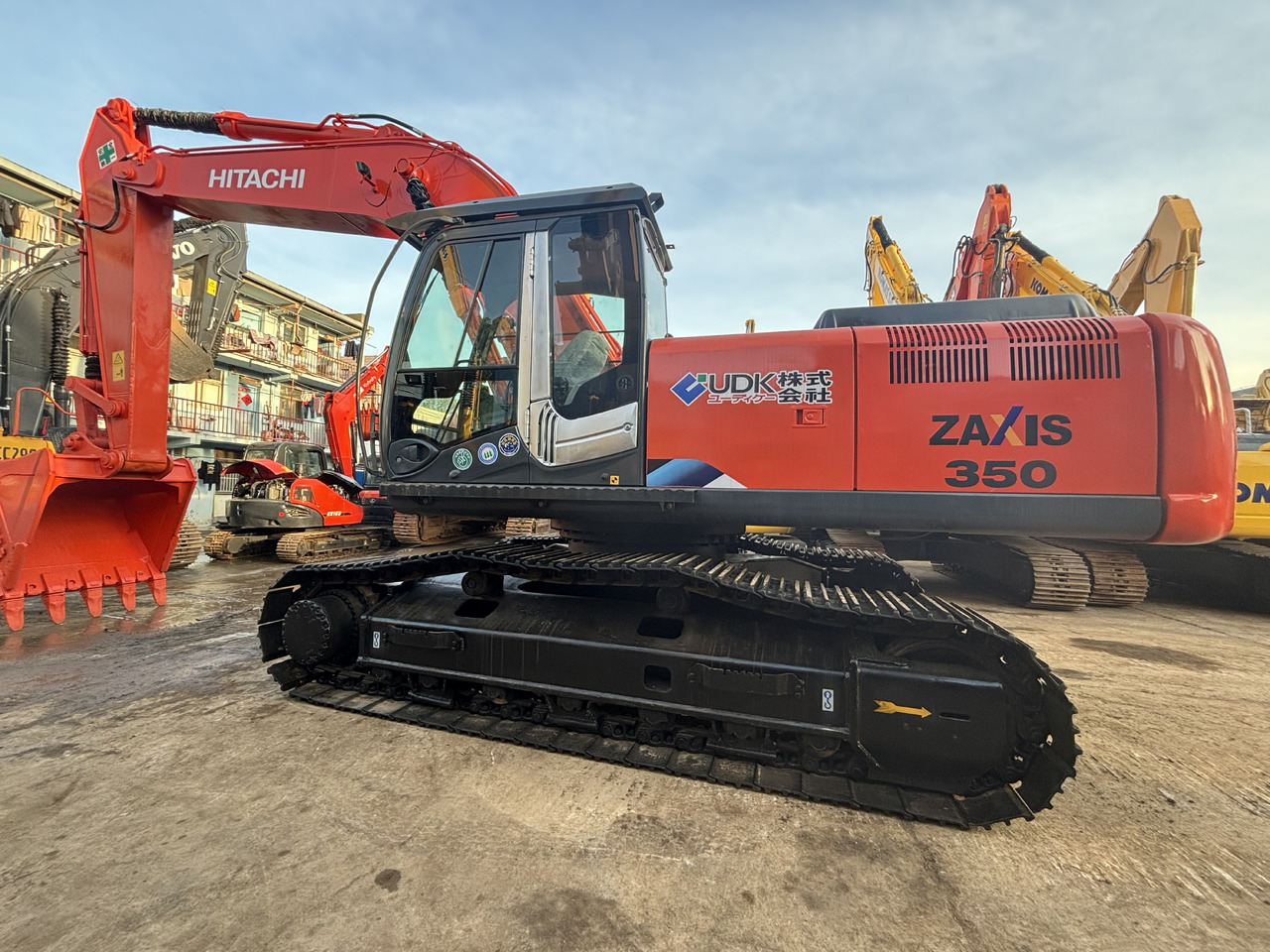 Hitachi Zx350 Used Excavator 35 Ton High Quality Secondhand Excavators Komatsu PC350 Doosan DX300 DX420 Caterpillar 336D2 Sany SY 365 Crawler Excavators for Sale - Escavadora de rastos: foto 2 Hitachi Zx350 Used Excavator 35 Ton High Quality Secondhand Excavators Komatsu PC350 Doosan DX300 DX420 Caterpillar 336D2 Sany SY 365 Crawler Excavators for Sale - Escavadora de rastos: foto 2