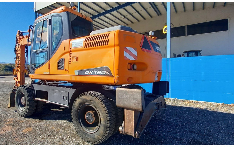 Doosan DX140W-3 *coming soon* - Escavadeira de rodas: foto 3 Doosan DX140W-3 *coming soon* - Escavadeira de rodas: foto 3
