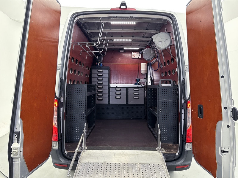 Mercedes-Benz Sprinter 315 1.9 CDI L2H2 9G automaat Inrichting 220v omvormer Geveerde stoel Navigatie Cruise control - Furgão compacto: foto 5 Mercedes-Benz Sprinter 315 1.9 CDI L2H2 9G automaat Inrichting 220v omvormer Geveerde stoel Navigatie Cruise control - Furgão compacto: foto 5