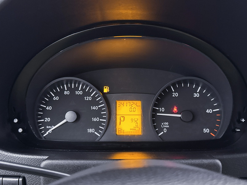 Mercedes-Benz Sprinter 316 2.2 CDI Bakwagen Meubelbak met Laadklep D'Hollandia Cruise Control Zijdeur - Carrinha de contentor: foto 5 Mercedes-Benz Sprinter 316 2.2 CDI Bakwagen Meubelbak met Laadklep D'Hollandia Cruise Control Zijdeur - Carrinha de contentor: foto 5