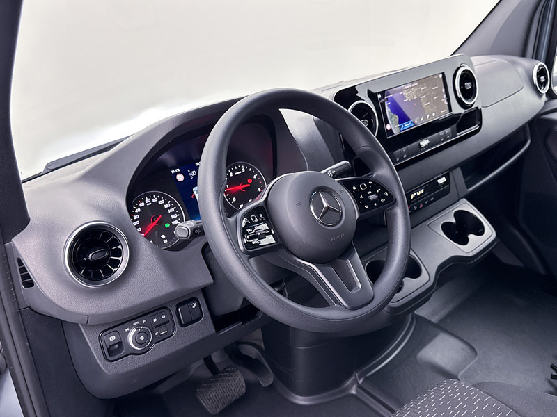 Mercedes-Benz Sprinter 317 Bakwagen D'Hollandia Laadklep 1000KG 10.25 MBUX Led Koplampen 9G Automaat - Carrinha de contentor: foto 4 Mercedes-Benz Sprinter 317 Bakwagen D'Hollandia Laadklep 1000KG 10.25 MBUX Led Koplampen 9G Automaat - Carrinha de contentor: foto 4