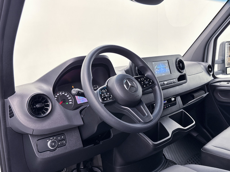 Mercedes-Benz Sprinter 517 1.9 CDI Bakwagen Meubelbak met Laadklep Achteruitrijcamera Apple Carplay/Android Auto Cruise Control - Carrinha de contentor: foto 5 Mercedes-Benz Sprinter 517 1.9 CDI Bakwagen Meubelbak met Laadklep Achteruitrijcamera Apple Carplay/Android Auto Cruise Control - Carrinha de contentor: foto 5