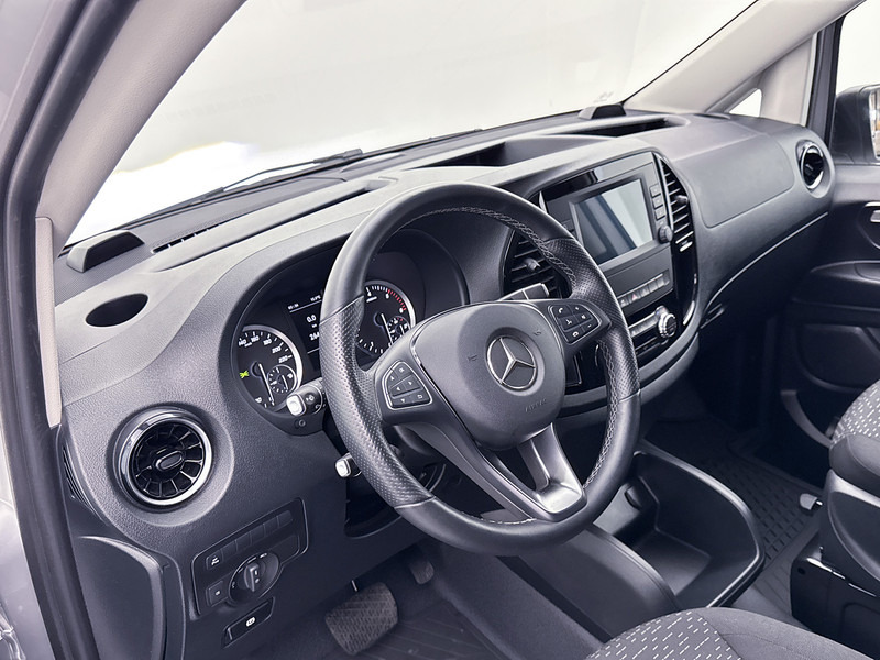 Mercedes-Benz Vito 114 CDI Extra Lang DC 19" inch AMG Dubbele Cabine XL LED Trekhaak Apple Carplay/Android Auto Achteruitrijcamera Cruise Control - Furgão compacto, Carrinha cabine dupla: foto 5 Mercedes-Benz Vito 114 CDI Extra Lang DC 19" inch AMG Dubbele Cabine XL LED Trekhaak Apple Carplay/Android Auto Achteruitrijcamera Cruise Control - Furgão compacto, Carrinha cabine dupla: foto 5