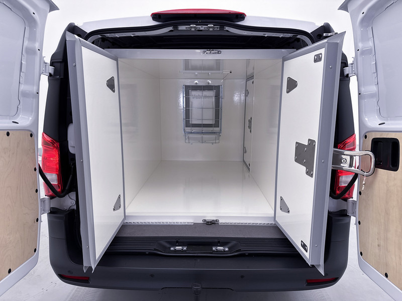 Mercedes-Benz Vito 116 CDI L2 Pro Vebabox koeling Trekhaak Multibeam LED Betimmering Achteruitrijcamera met Parkeersensoren - Furgão: foto 4 Mercedes-Benz Vito 116 CDI L2 Pro Vebabox koeling Trekhaak Multibeam LED Betimmering Achteruitrijcamera met Parkeersensoren - Furgão: foto 4