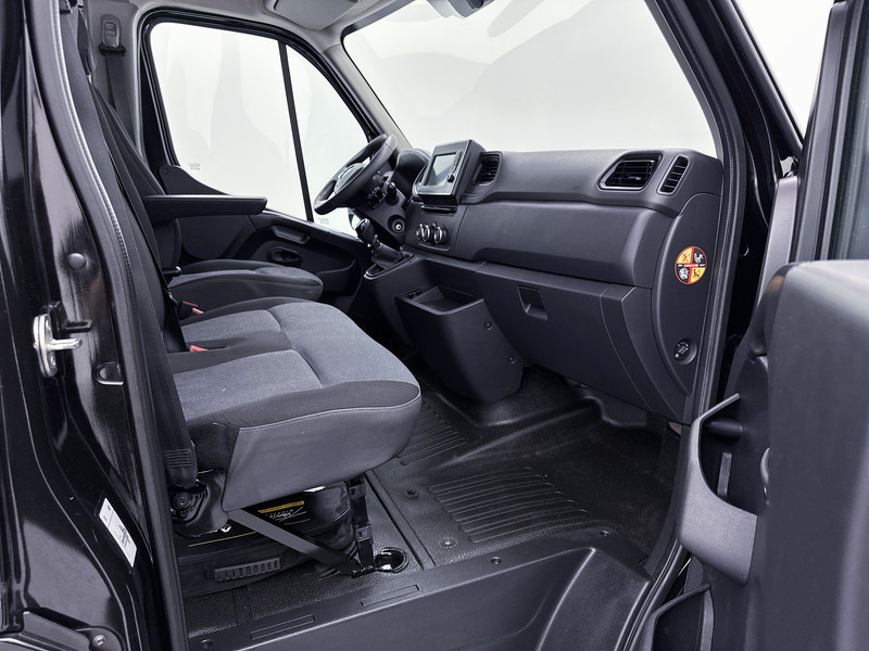 Locação de Renault Master T35 2.3 dCi 165 L3H2 Dubbele Cabine Trekhaak 3500kg Achteruitrijcamera Euro 6 Betimmering DC 165pk Renault Master T35 2.3 dCi 165 L3H2 Dubbele Cabine Trekhaak 3500kg Achteruitrijcamera Euro 6 Betimmering DC 165pk: foto 20