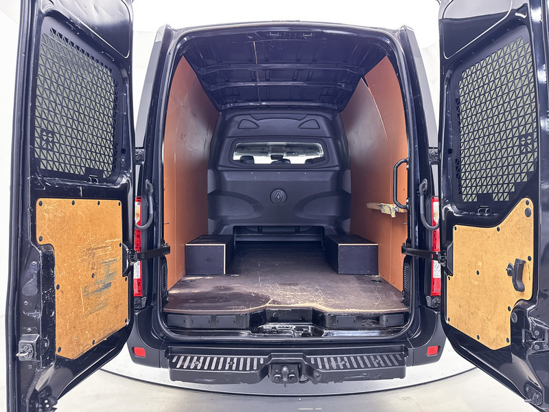 Locação de Renault Master T35 2.3 dCi 165 L3H2 Dubbele Cabine Trekhaak 3500kg Achteruitrijcamera Euro 6 Betimmering DC 165pk Renault Master T35 2.3 dCi 165 L3H2 Dubbele Cabine Trekhaak 3500kg Achteruitrijcamera Euro 6 Betimmering DC 165pk: foto 16