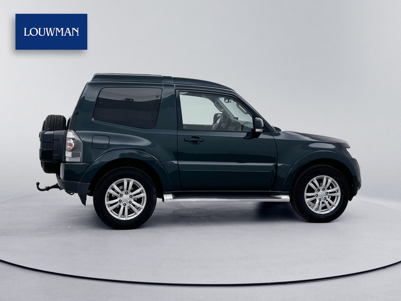 Mitsubishi Pajero 3.2 DI-D Instyle High Roof Van Grijs kenteken Automaat Climate control Trekhaak 3000KG - Veículo comercial: foto 3 Mitsubishi Pajero 3.2 DI-D Instyle High Roof Van Grijs kenteken Automaat Climate control Trekhaak 3000KG - Veículo comercial: foto 3