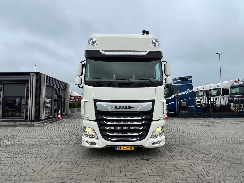 DAF XF 450 SSC 6x2 BDF - Caminhão chassi: foto 2 DAF XF 450 SSC 6x2 BDF - Caminhão chassi: foto 2